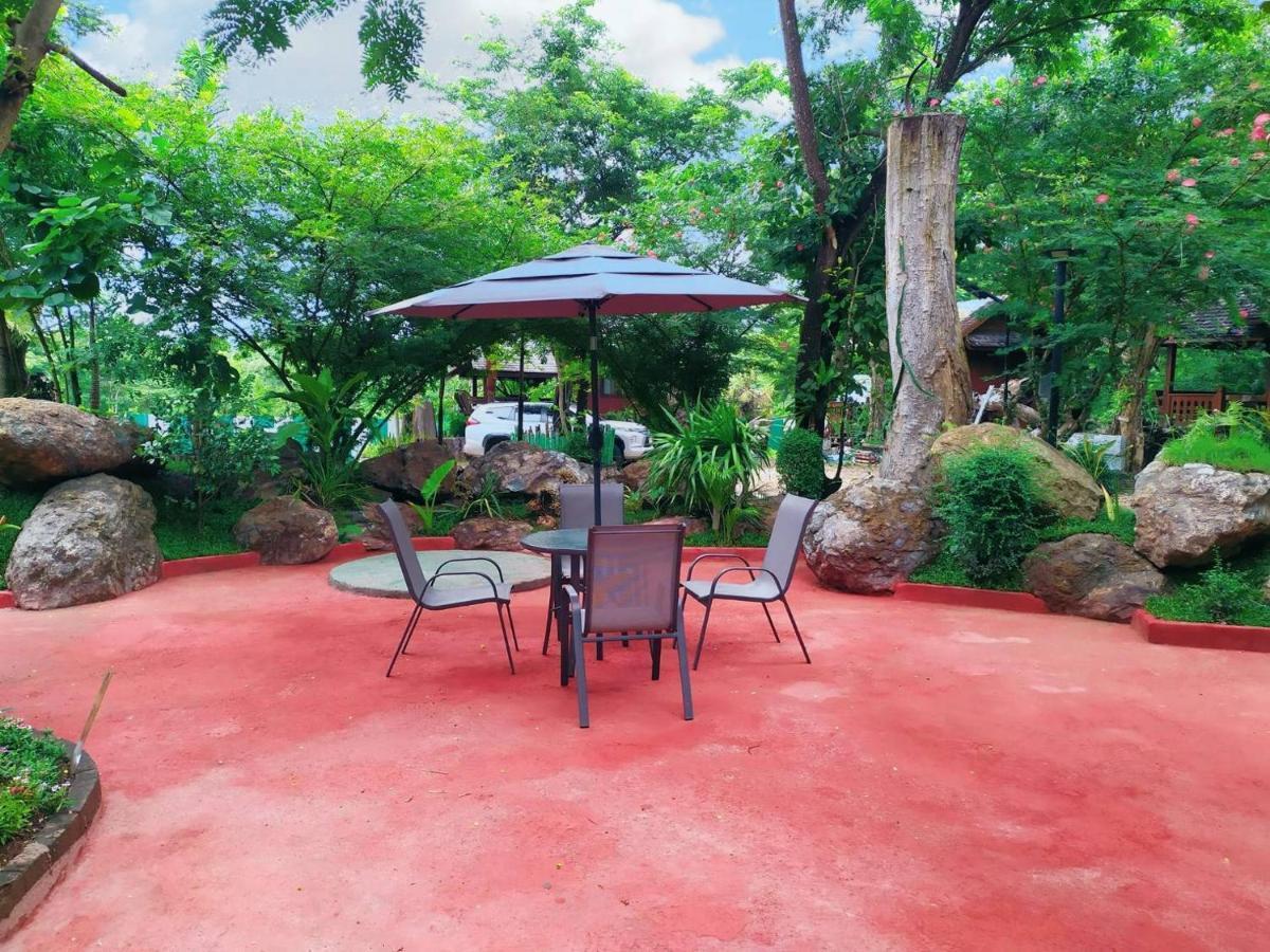 Denchai City Resort เด่นชัยซิตี้ รีสอร์ท Phrae Eksteriør bilde
